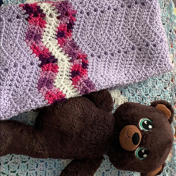 Handmade Crocheted Blanket ..... $38 - Picture 1 of 6